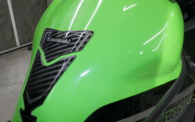 KAWASAKI ZX-25R ZX250E