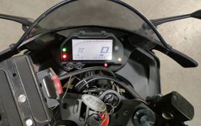 YAMAHA YZF-R25 RG43J