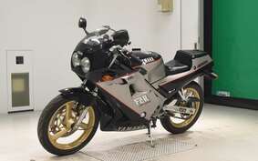 YAMAHA FZR250 2KR