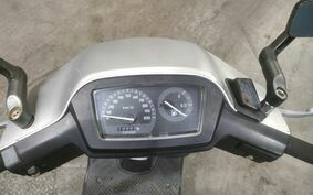 SUZUKI ADDRESS V100 CE13A