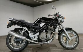 SUZUKI BANDIT 250 GJ74A