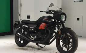 MOTO GUZZI V7 CARBON 2018