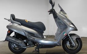 KYMCO DINK 125 SH25