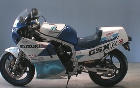 SUZUKI GSX-R750 1987 GR71G