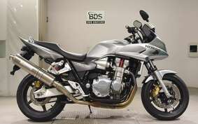 HONDA CB1300SB SUPER BOLDOR A 2006 SC54