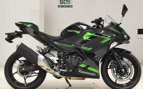 KAWASAKI NINJA 400 2022 EX400L