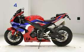 HONDA CBR1000RR R 2020 SC82