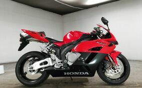 HONDA CBR1000RR 2004 SC57