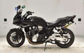 HONDA CB1300SB SUPER BOLDOR A 2010 SC54