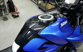 SUZUKI GSX-S125 DL32B