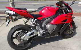 HONDA CBR1000RR 2004 SC57