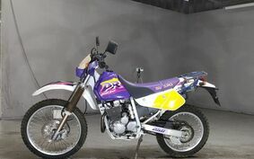 SUZUKI DR250R SJ45A