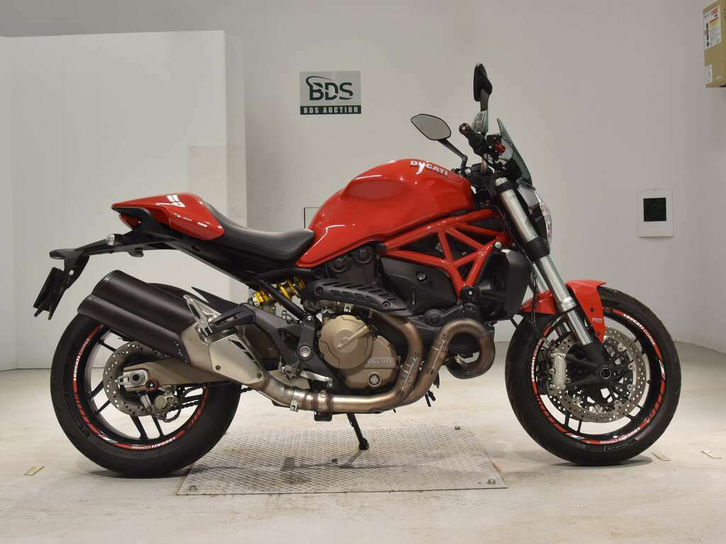 Ducati Monster 821 Dark 2015