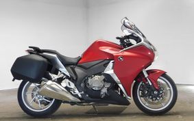 HONDA VFR1200F DCT 2010 SC63