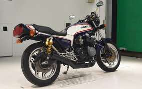 HONDA CB750F С 1983 RC04