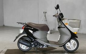 SUZUKI LET's 4 Basket CA43A