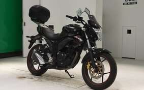 SUZUKI GIXXER 150 NG4BG