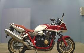 HONDA CB1300SB SUPER BOLDOR A 2006 SC54