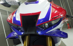 HONDA CBR1000RR RSP 2024 SC82