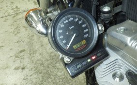 HARLEY XL883 2005