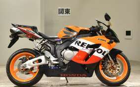 HONDA CBR1000RR 2004 SC57