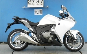 HONDA VFR1200F DCT SC63