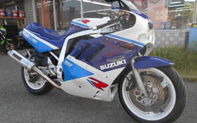 SUZUKI GSX-R750 1989 GR77C