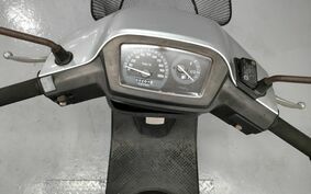 SUZUKI ADDRESS V100 CE13A