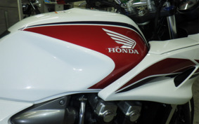 HONDA CB1300SB SUPER BOLDOR A 2011 SC54