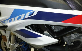 BMW S1000RR M PACKAGE 2024