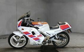 YAMAHA FZR250 2KR