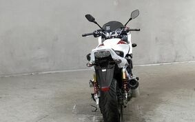 HONDA CB1300SB SUPER BOLDOR 2014 SC54