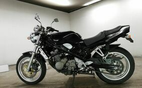 SUZUKI BANDIT 250 GJ74A