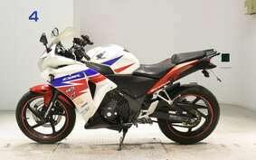 HONDA CBR250R GEN 3 MC41