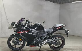 YAMAHA YZF-R25 RG10J