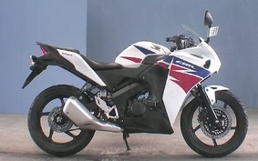 HONDA CBR125R JC50