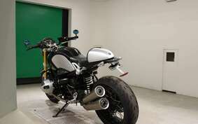 BMW R NINE T 2014