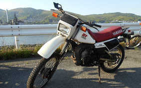 YAMAHA DT125 17F