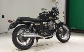 MOTO GUZZI V7 CLASSIC 2011