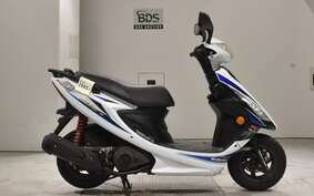 SUZUKI GSR125 UTD44