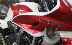 HONDA CB1300SB SUPER BOLDOR A 2009 SC54