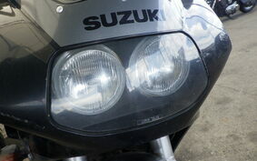 SUZUKI GSX-R400R GK76A