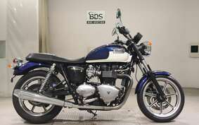 TRIUMPH BONNEVILLE SE 2012