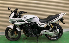 HONDA CB400 SUPER BOLDOR 2013 NC42