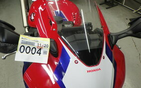 HONDA CBR1000RR R 2024 SC82