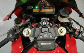 HONDA CBR1000RR 2005 SC57