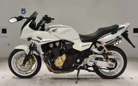 HONDA CB1300SB SUPER BOLDOR A 2011 SC54