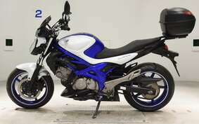 SUZUKI GLADIUS 2013 VK58A