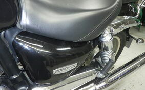 TRIUMPH ROCKET III 2005 LC1035