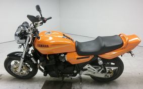 YAMAHA XJR1200 1995 4KG